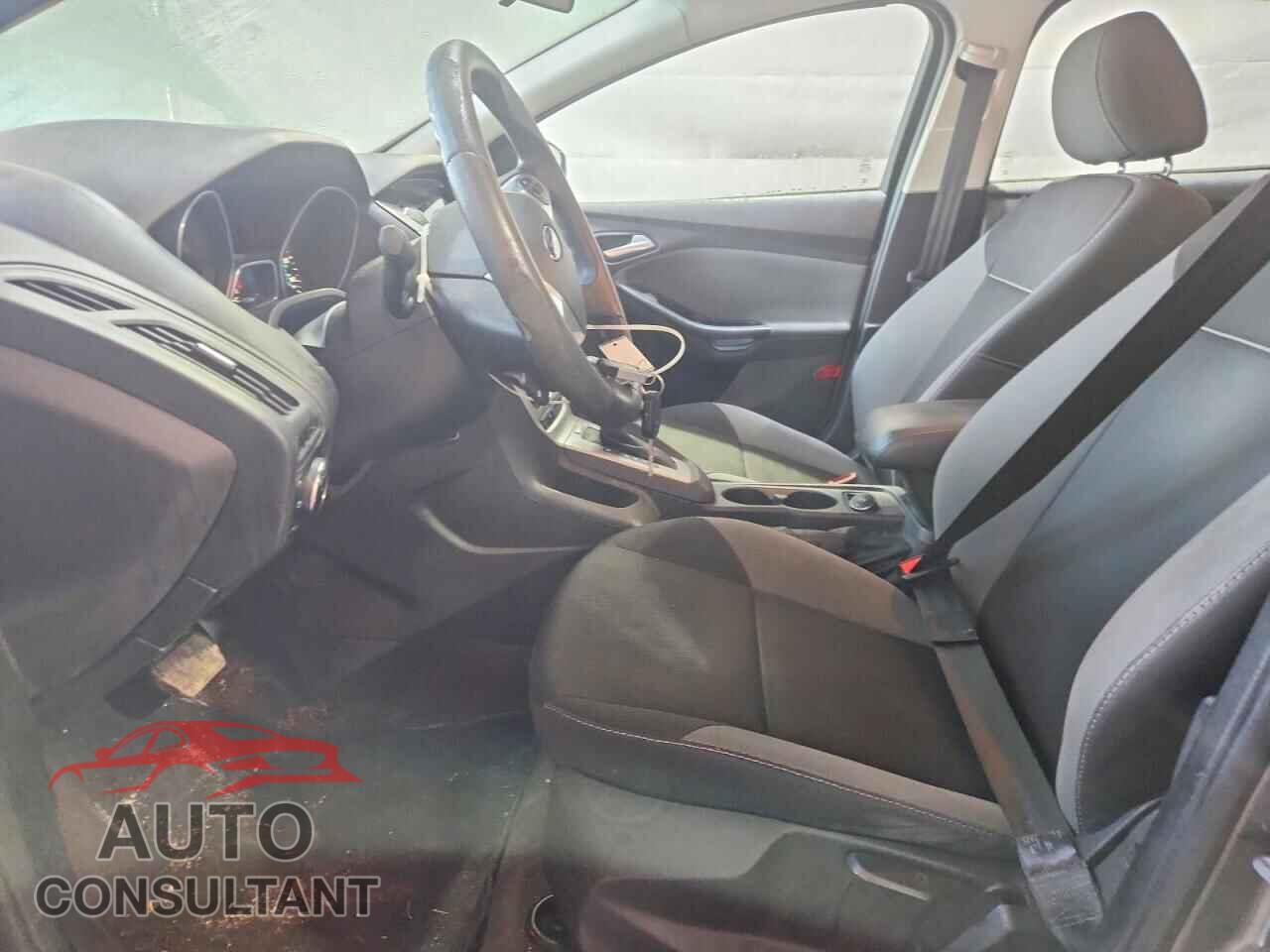 FORD FOCUS 2014 - 1FADP3F20EL268940