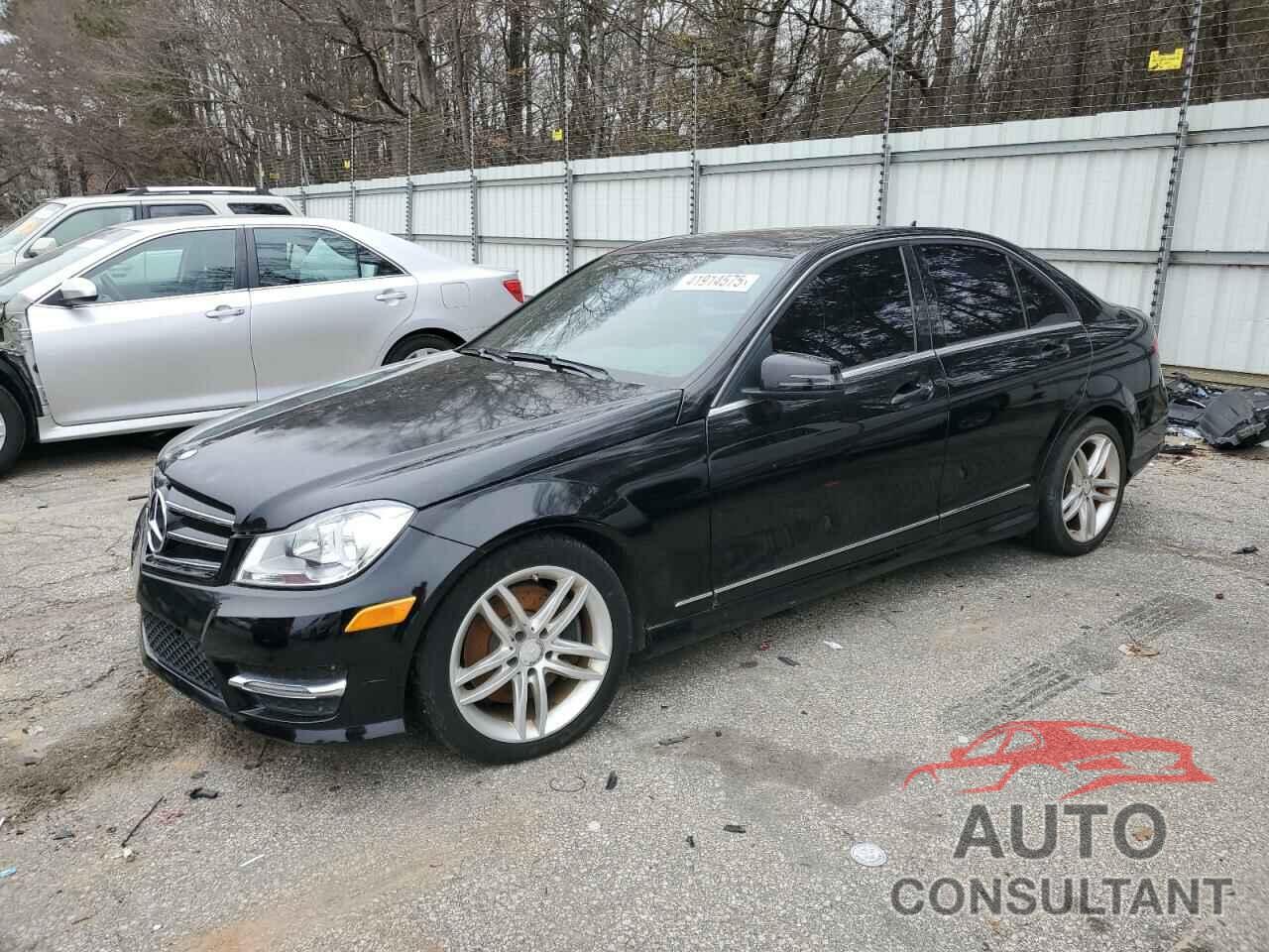 MERCEDES-BENZ C-CLASS 2014 - WDDGF8AB9ER324648
