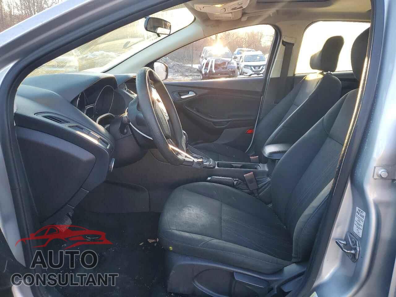 FORD FOCUS 2016 - 1FADP3F26GL216649