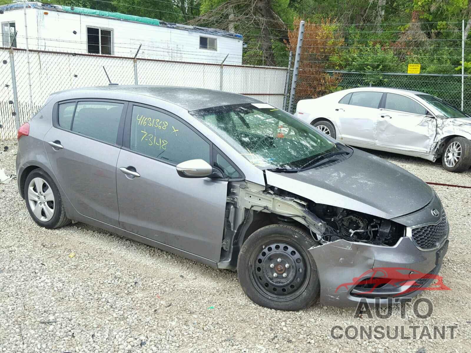 KIA FORTE 2016 - KNAFK5A89G5620863