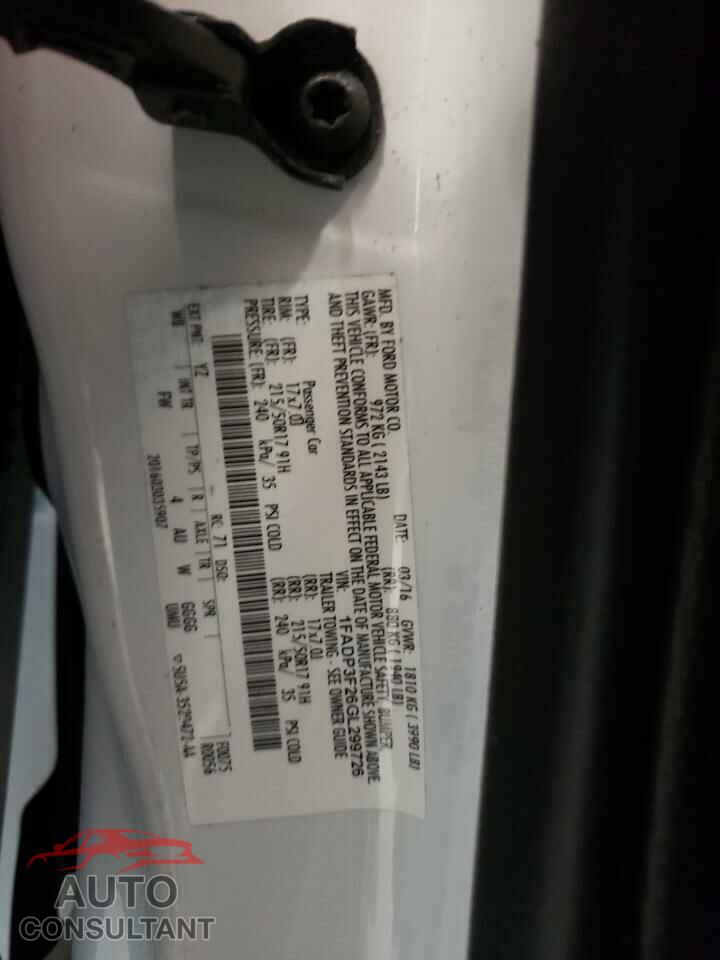 FORD FOCUS 2016 - 1FADP3F26GL299726