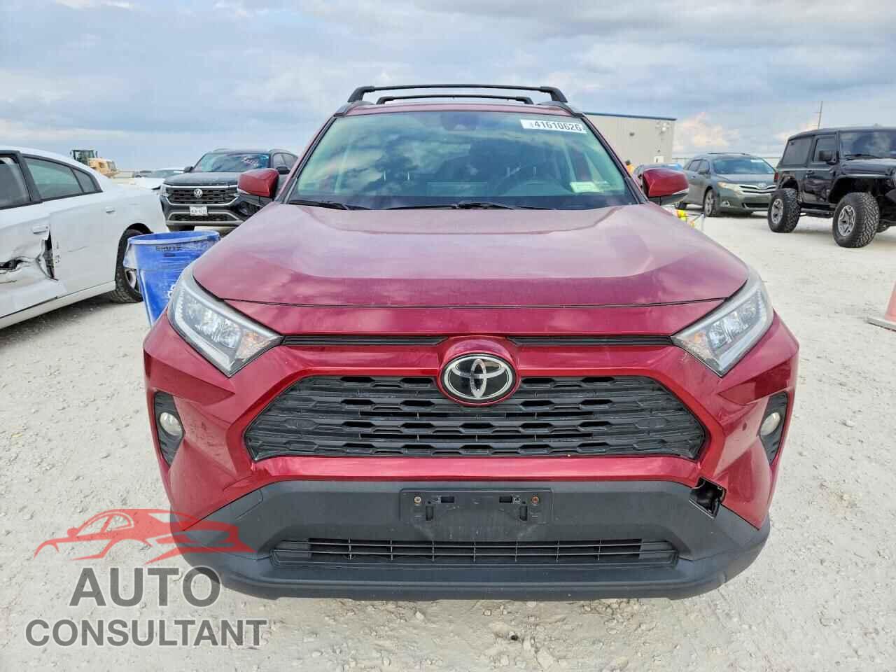 TOYOTA RAV4 2019 - JTMP1RFV7KJ011853