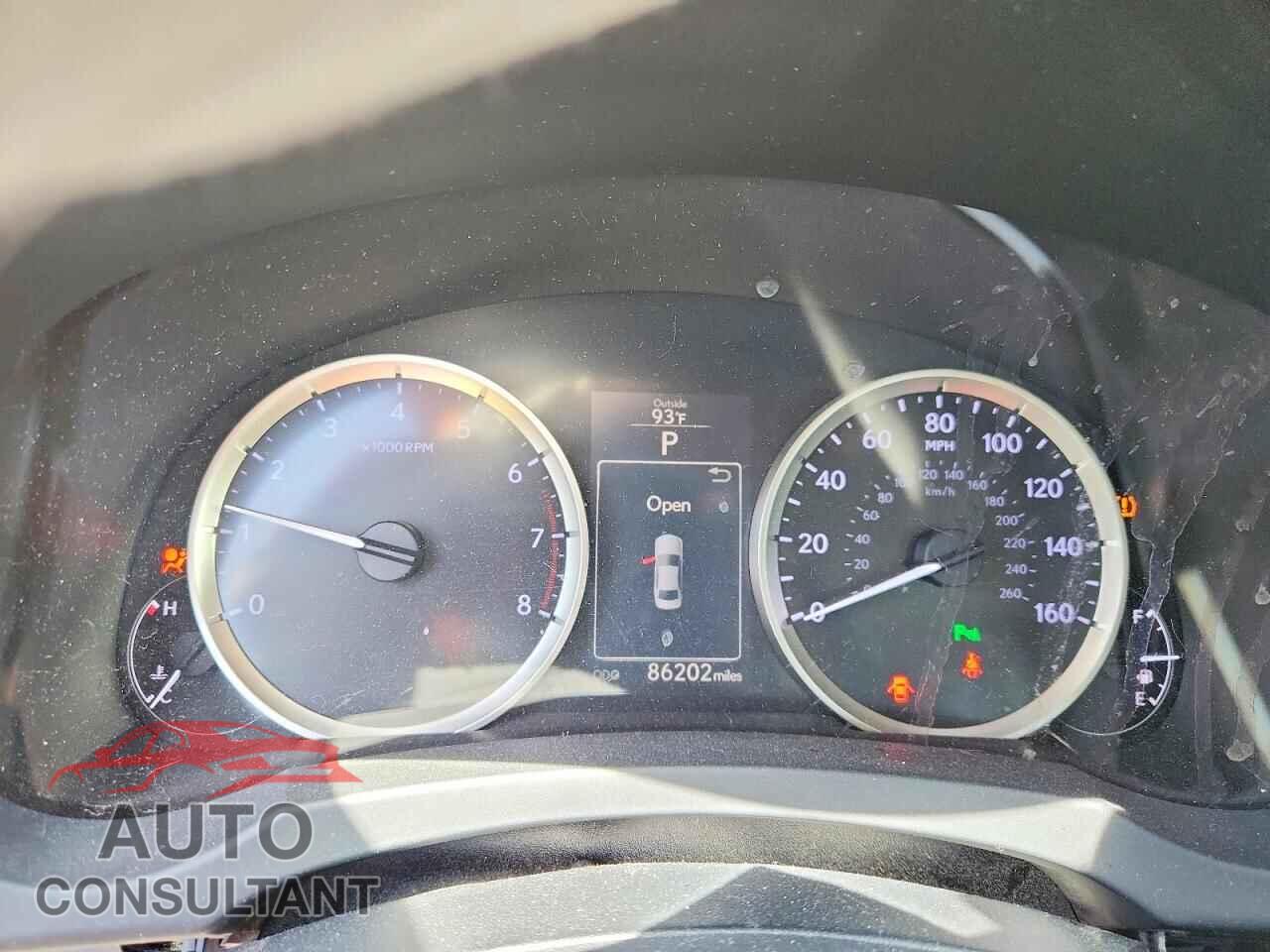 LEXUS IS 2014 - JTHBE1D20E5009866