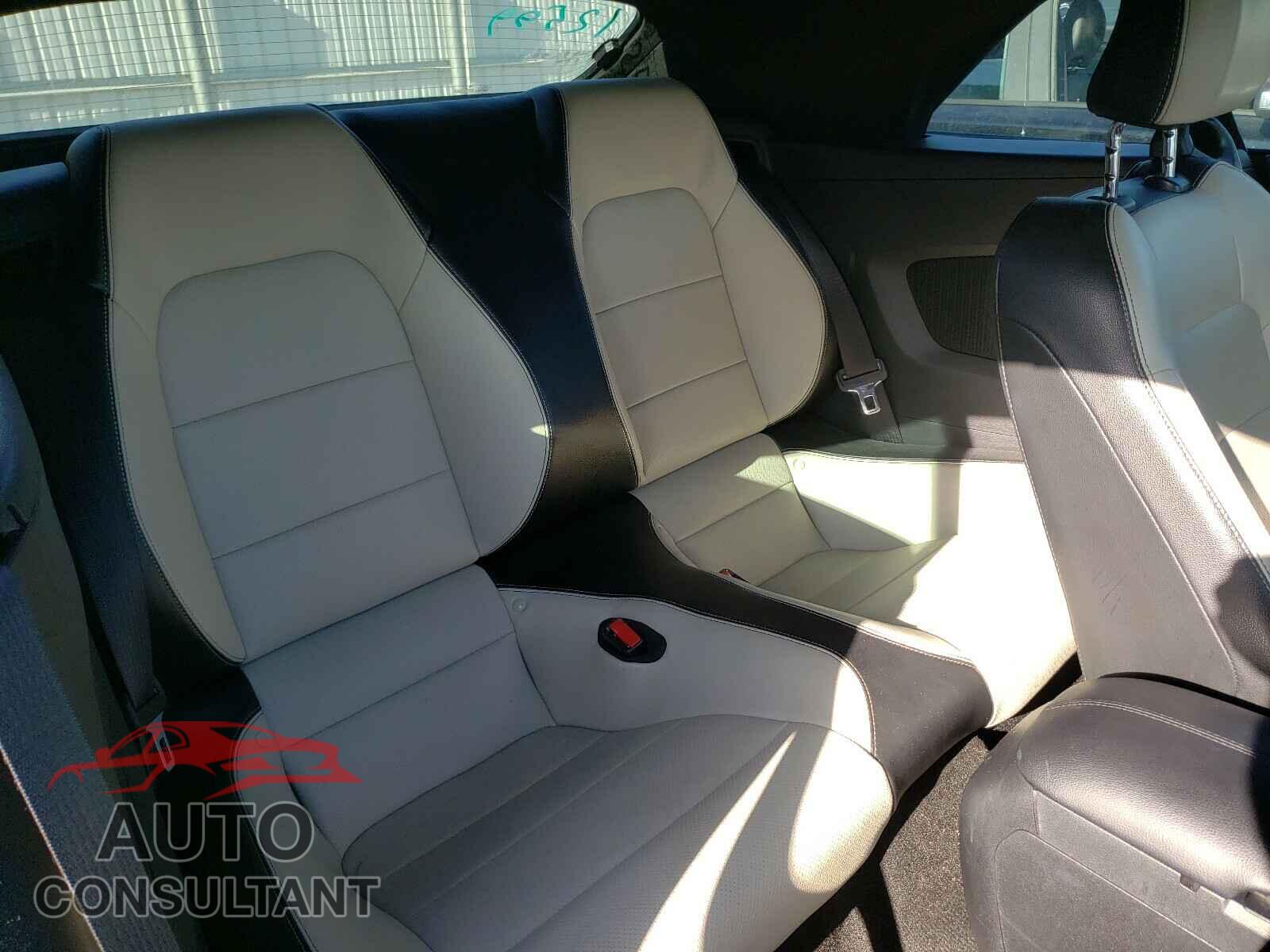 FORD MUSTANG 2017 - 1FATP8UH4H5293882