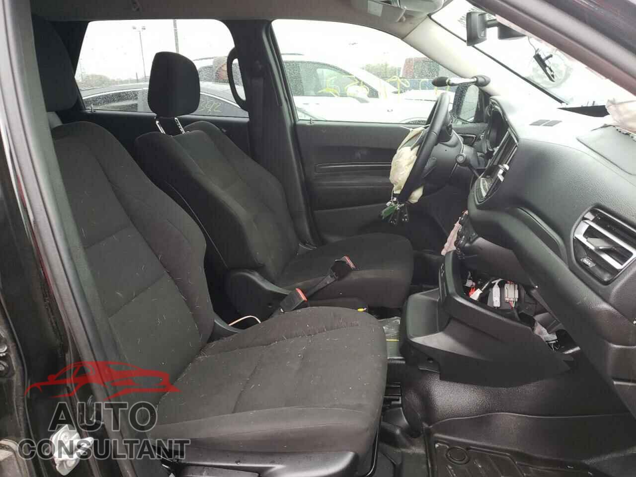 DODGE DURANGO 2021 - 1C4SDJFT0MC683780