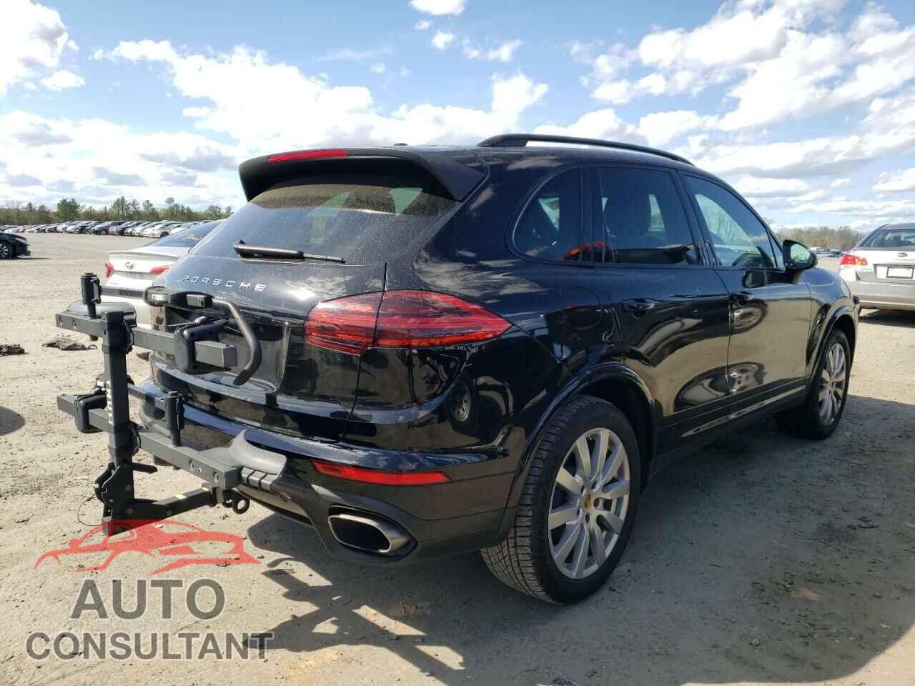 PORSCHE CAYENNE 2017 - WP1AA2A21HKA87337