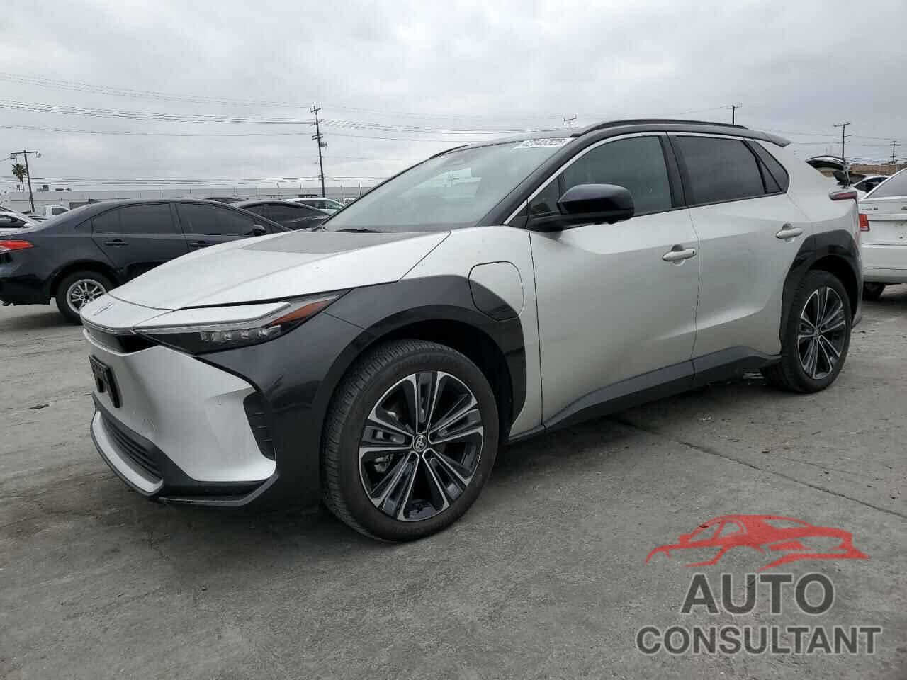 TOYOTA BZ4X XLE 2023 - JTMABACA1PA039130