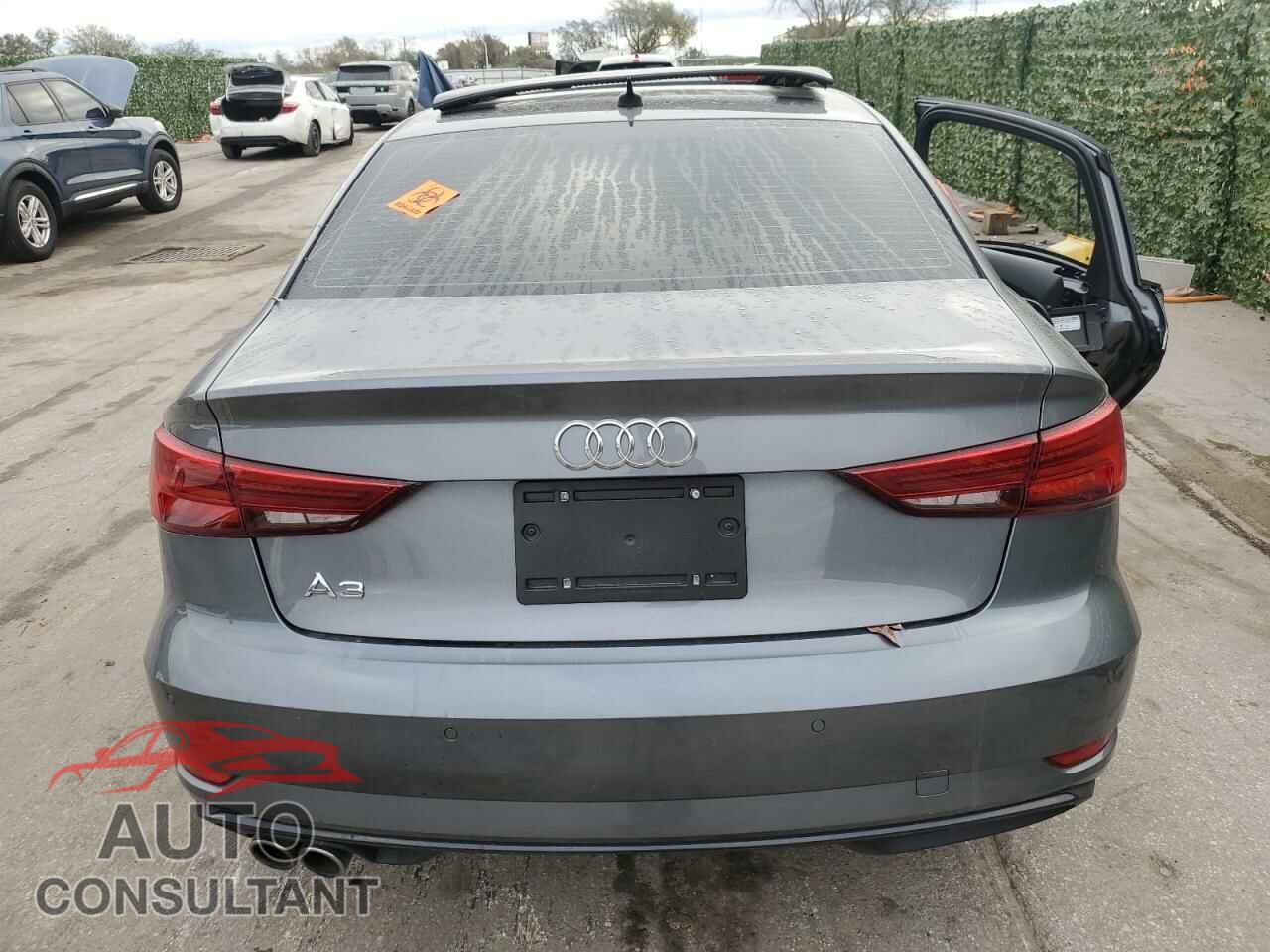 AUDI A3 2020 - WAUAUGFF9LA055183