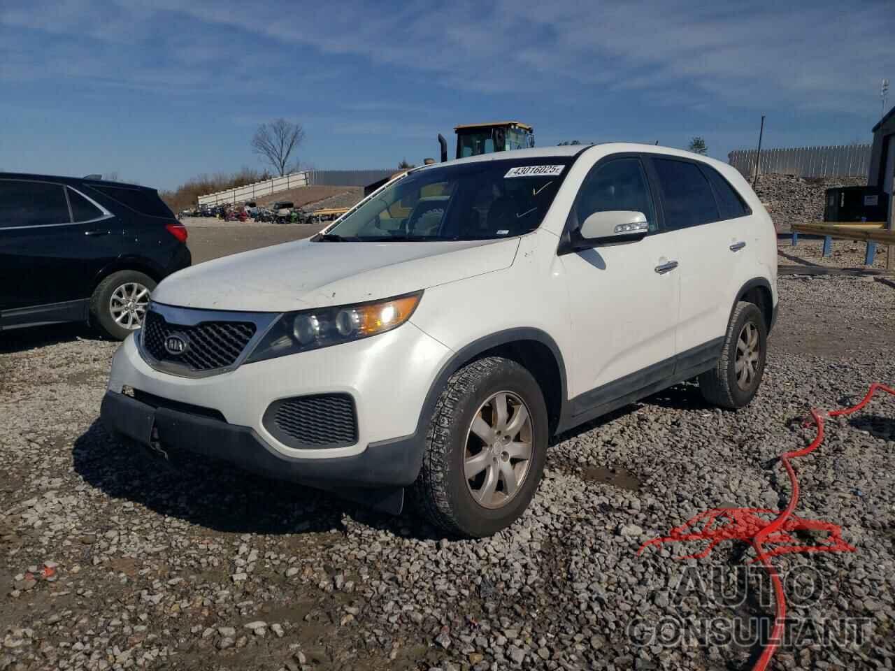 KIA SORENTO 2011 - 5XYKT3A13BG039414