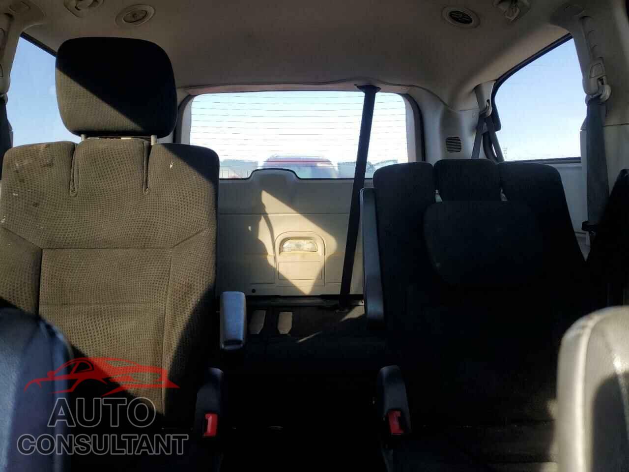 DODGE CARAVAN 2015 - 2C4RDGBG2FR709669