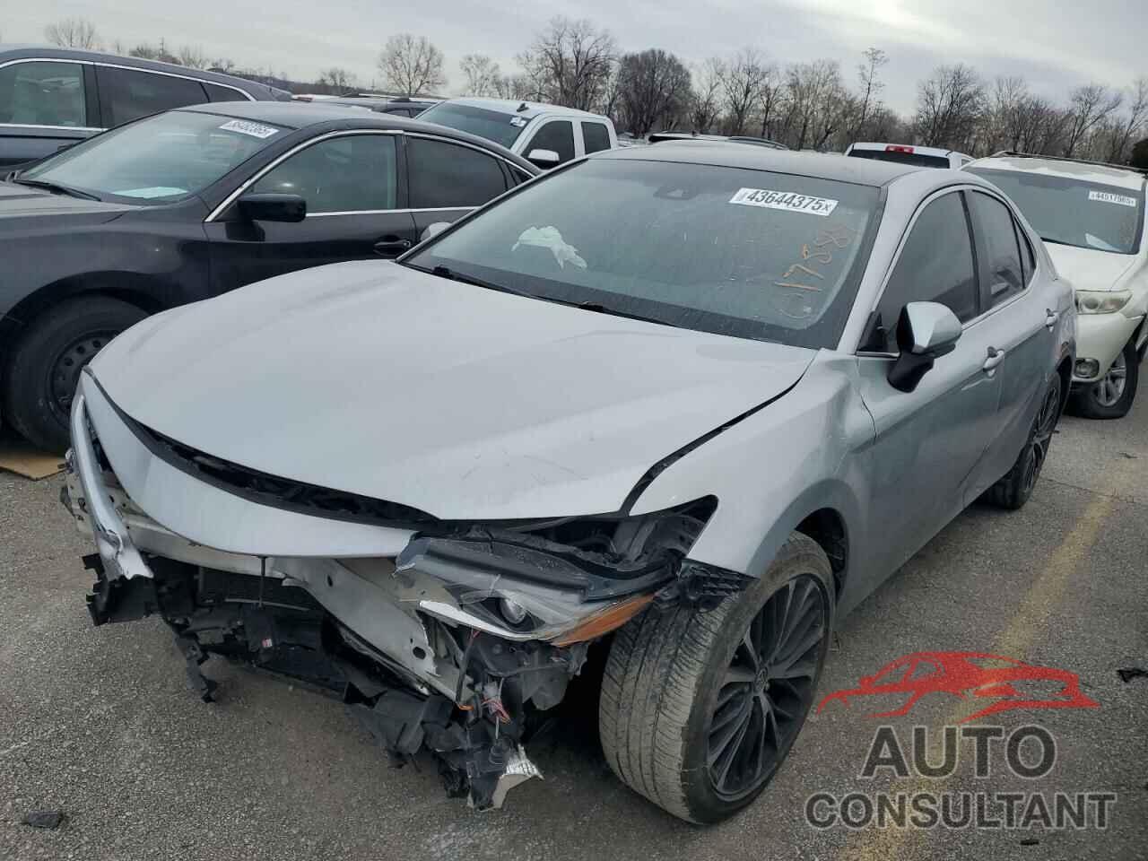 TOYOTA CAMRY 2018 - JTNB11HK7J3017584