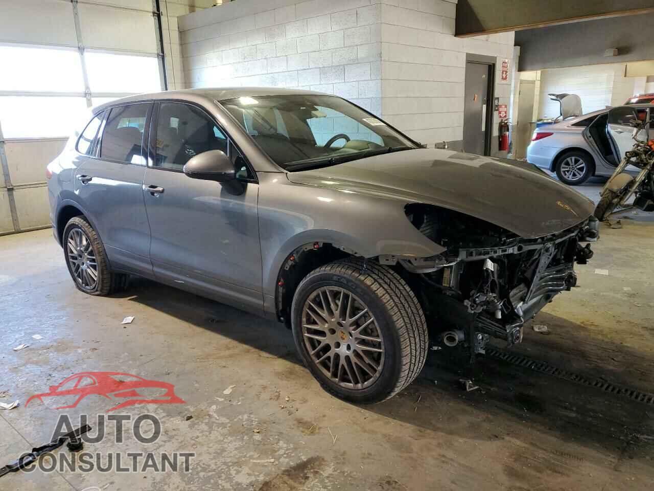 PORSCHE CAYENNE 2017 - WP1AB2A21HLA53258