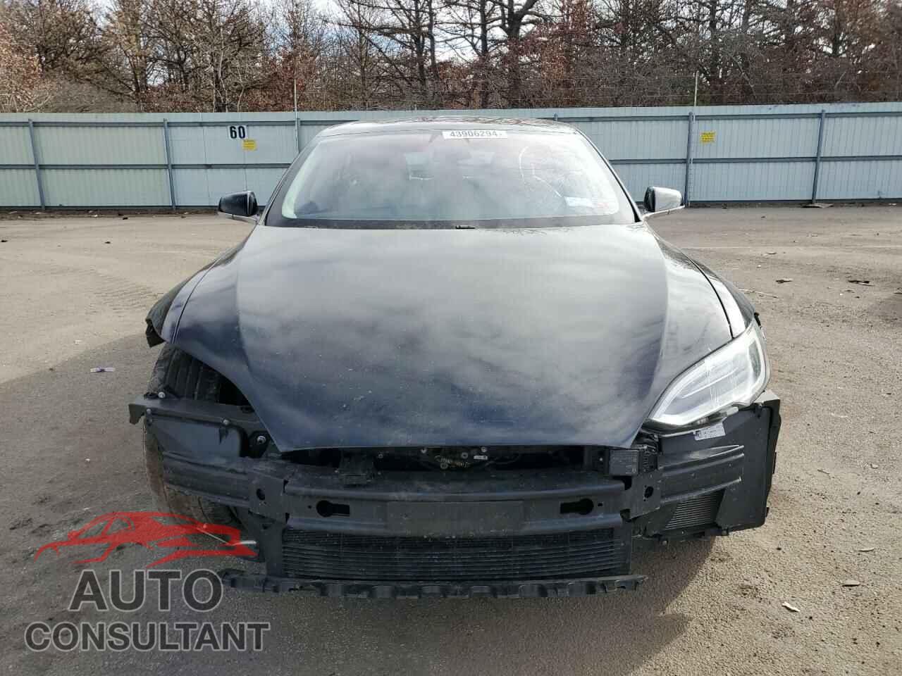 TESLA MODEL S 2018 - 5YJSA1E2XJF295083