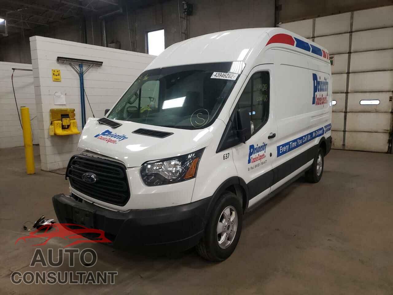 FORD TRANSIT 2019 - 1FTYR2XM4KKB43263
