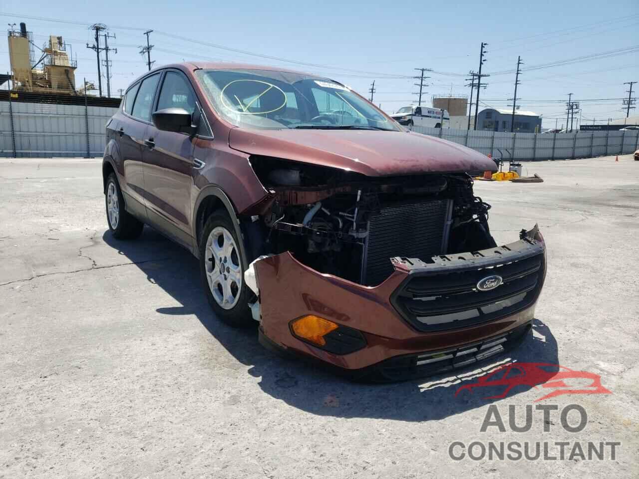 FORD ESCAPE 2018 - 1FMCU0F70JUA24326