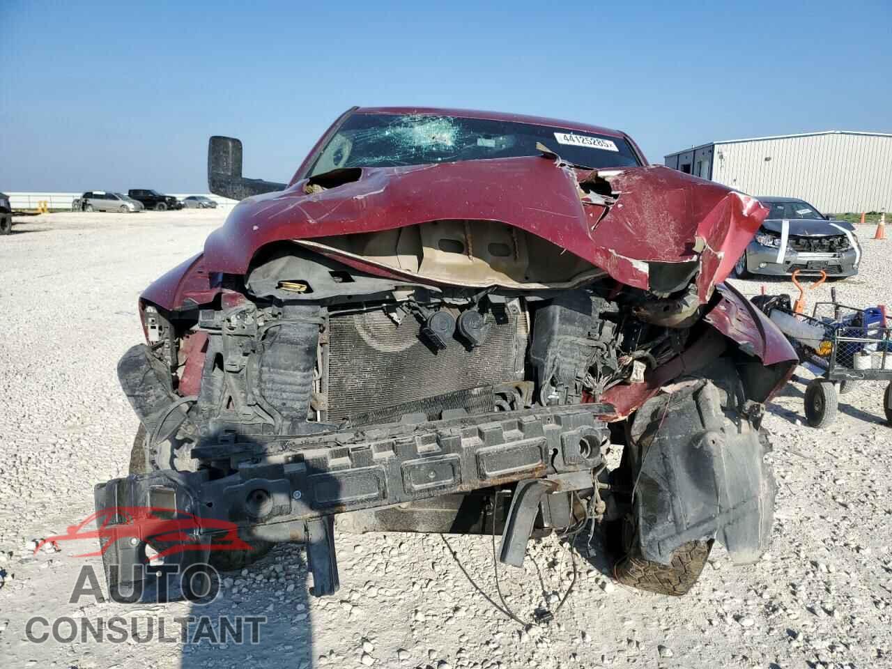 DODGE RAM 1500 2012 - 1C6RD7MT2CS254138