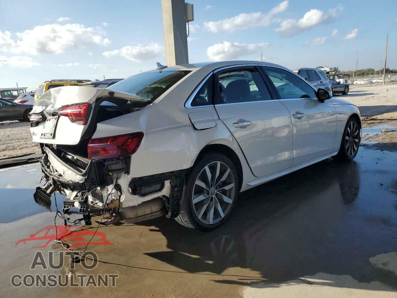AUDI A4 2020 - WAUHMAF41LN011228