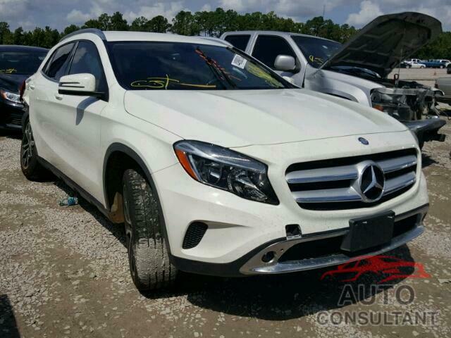 MERCEDES-BENZ GLA 250 2015 - WDCTG4EB5FJ170314