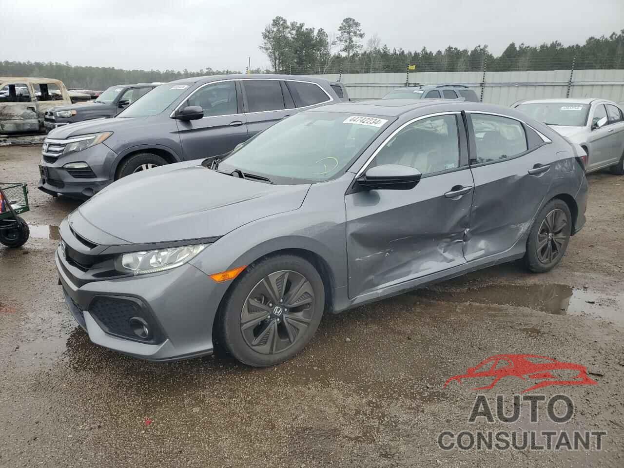 HONDA CIVIC 2018 - SHHFK7H57JU430431