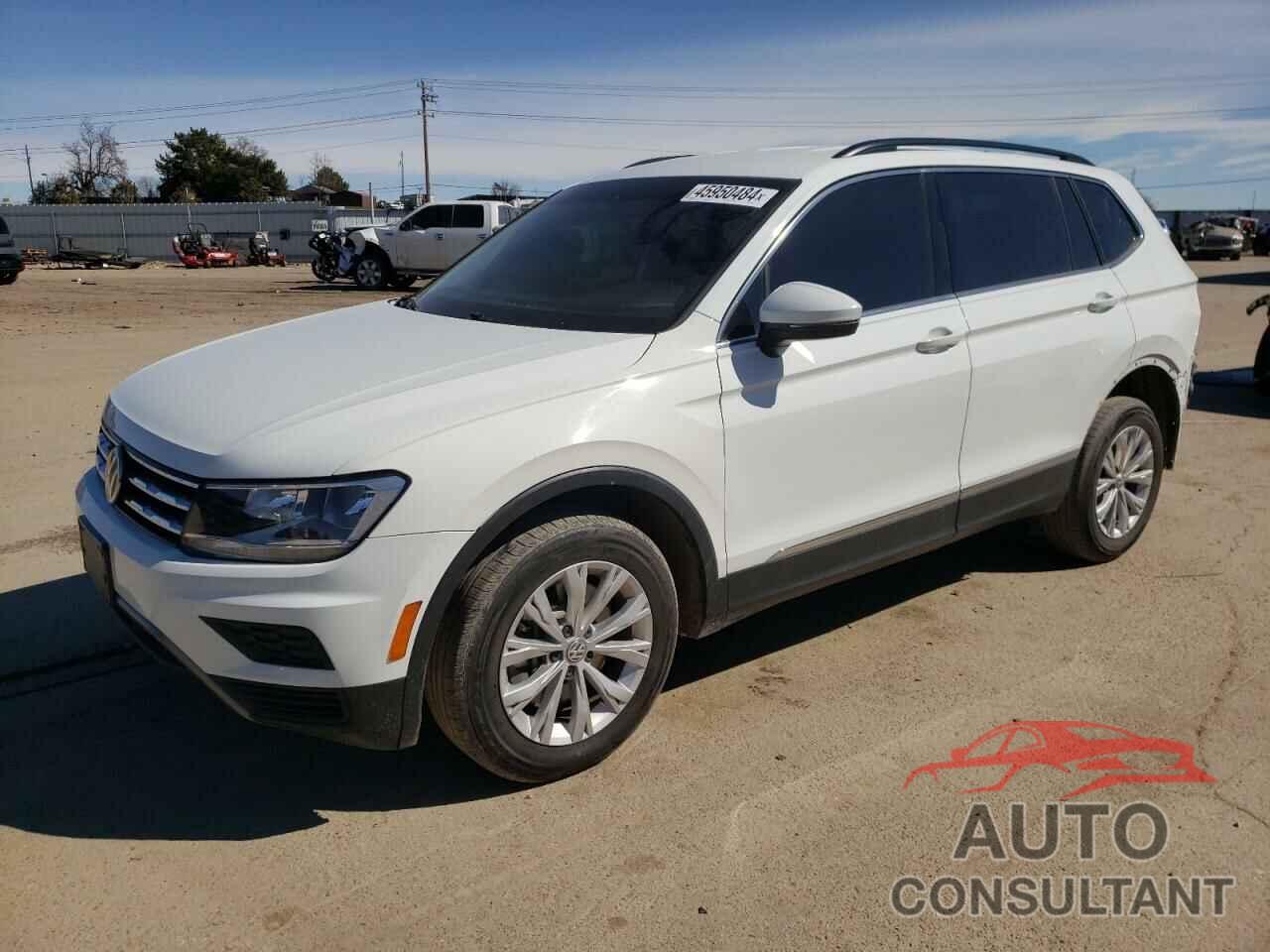 VOLKSWAGEN TIGUAN 2018 - 3VV3B7AX3JM074122