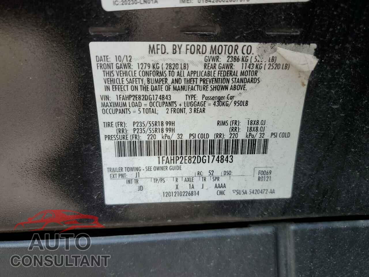 FORD TAURUS 2013 - 1FAHP2E82DG174843