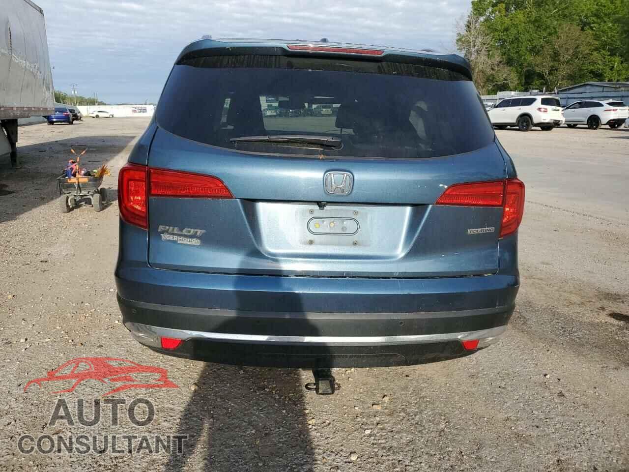 HONDA PILOT 2017 - 5FNYF5H96HB007145