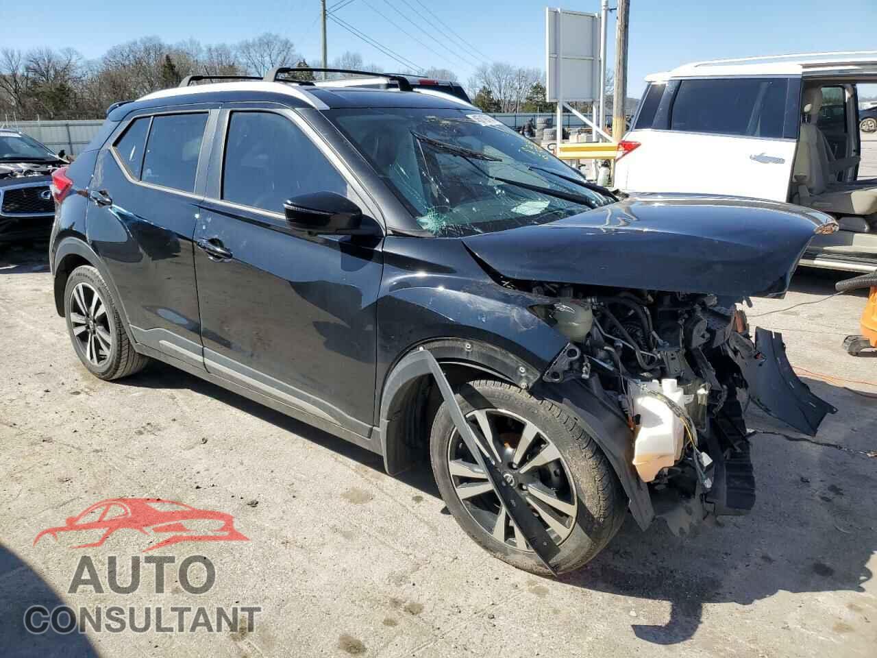 NISSAN KICKS 2019 - 3N1CP5CU3KL561063