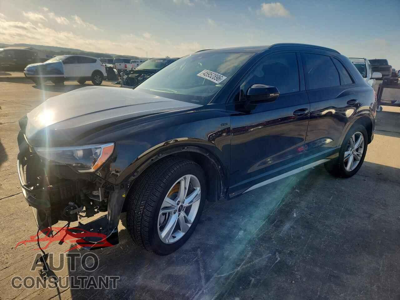 AUDI Q3 2021 - WA1DECF33M1054313