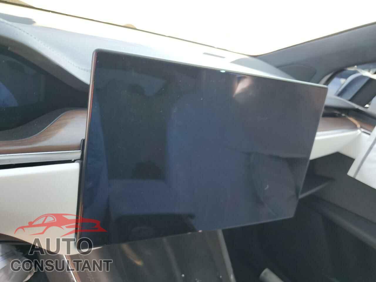 TESLA MODEL X 2022 - 7SAXCAE5XNF349727