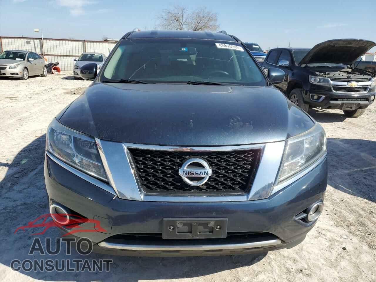 NISSAN PATHFINDER 2015 - 5N1AR2MN9FC710092