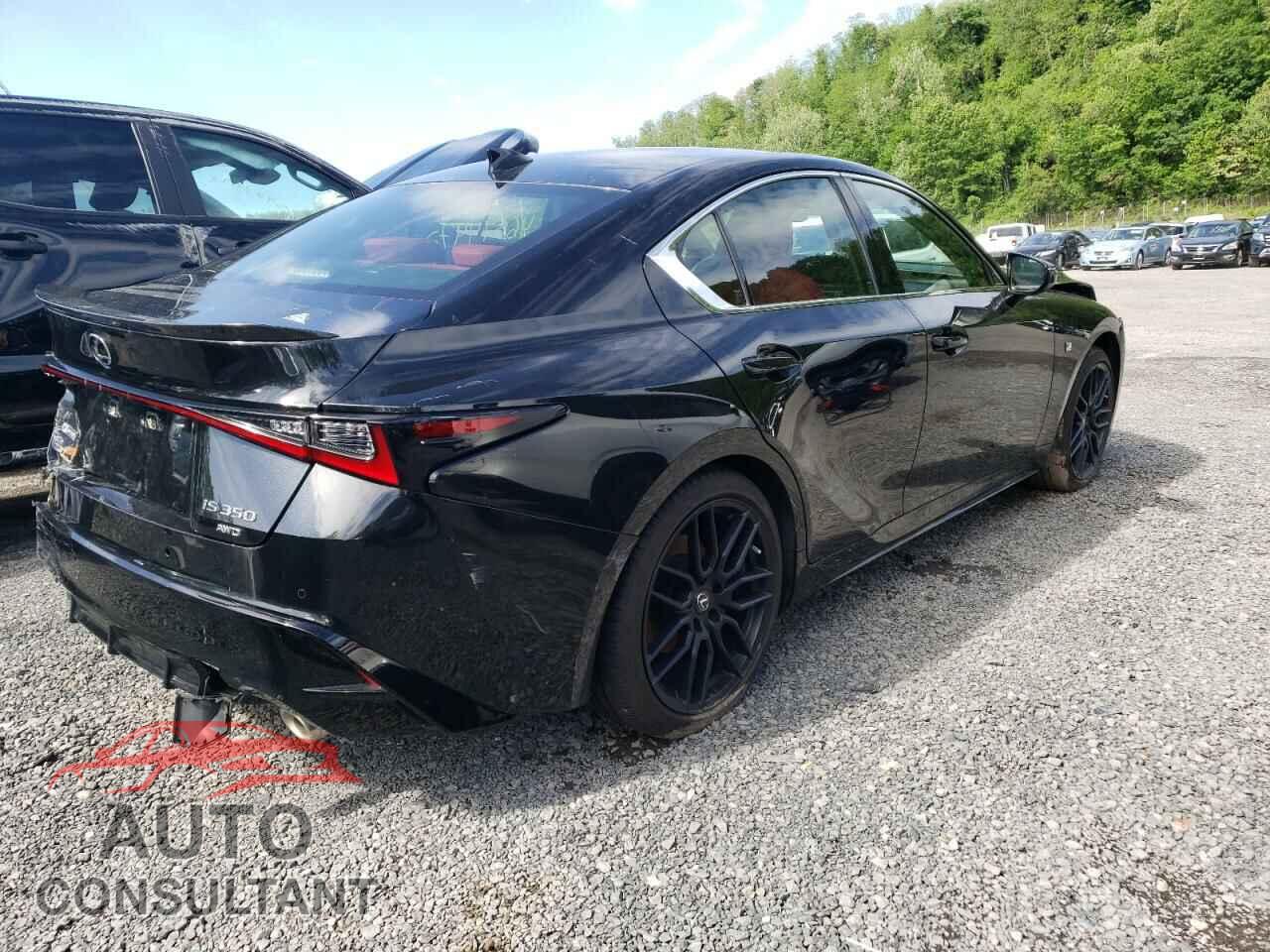 LEXUS IS 2021 - JTHGZ1E22M5019256