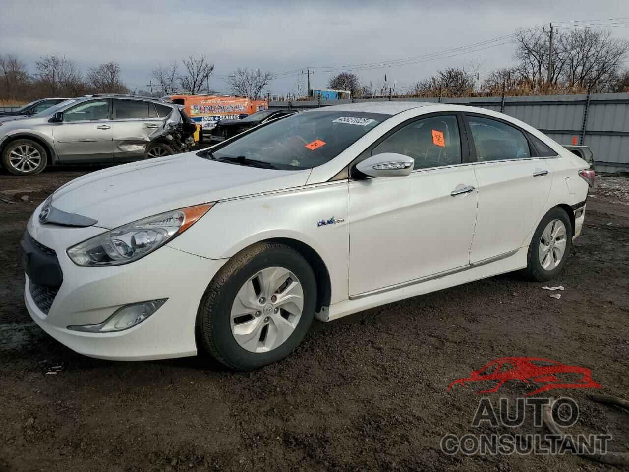 HYUNDAI SONATA 2015 - KMHEC4A40FA139856