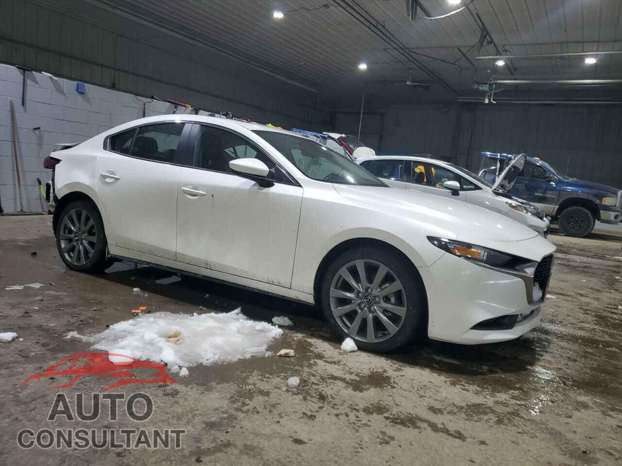 MAZDA 3 2023 - 3MZBPACM7PM366356