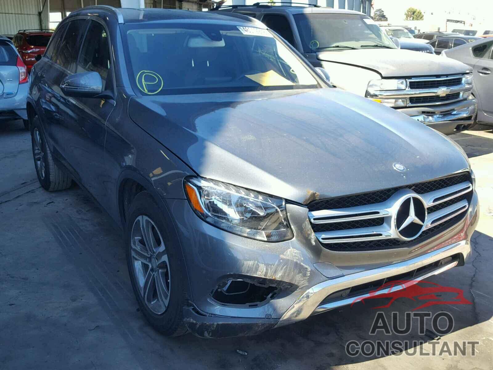 MERCEDES-BENZ GLC 300 2016 - WDC0G4JB5GF093604