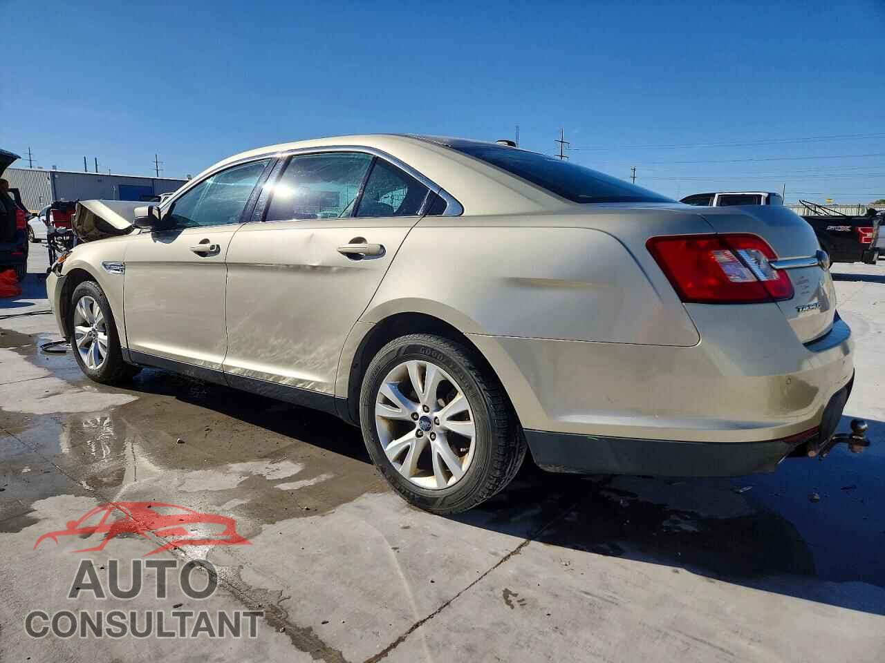 FORD TAURUS 2011 - 1FAHP2EW9BG104266