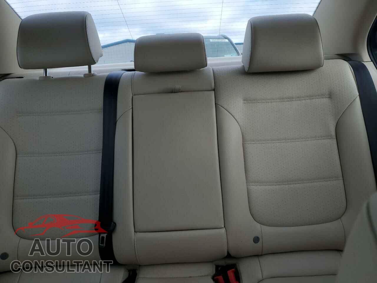 VOLKSWAGEN JETTA 2017 - 3VWDB7AJ9HM223719