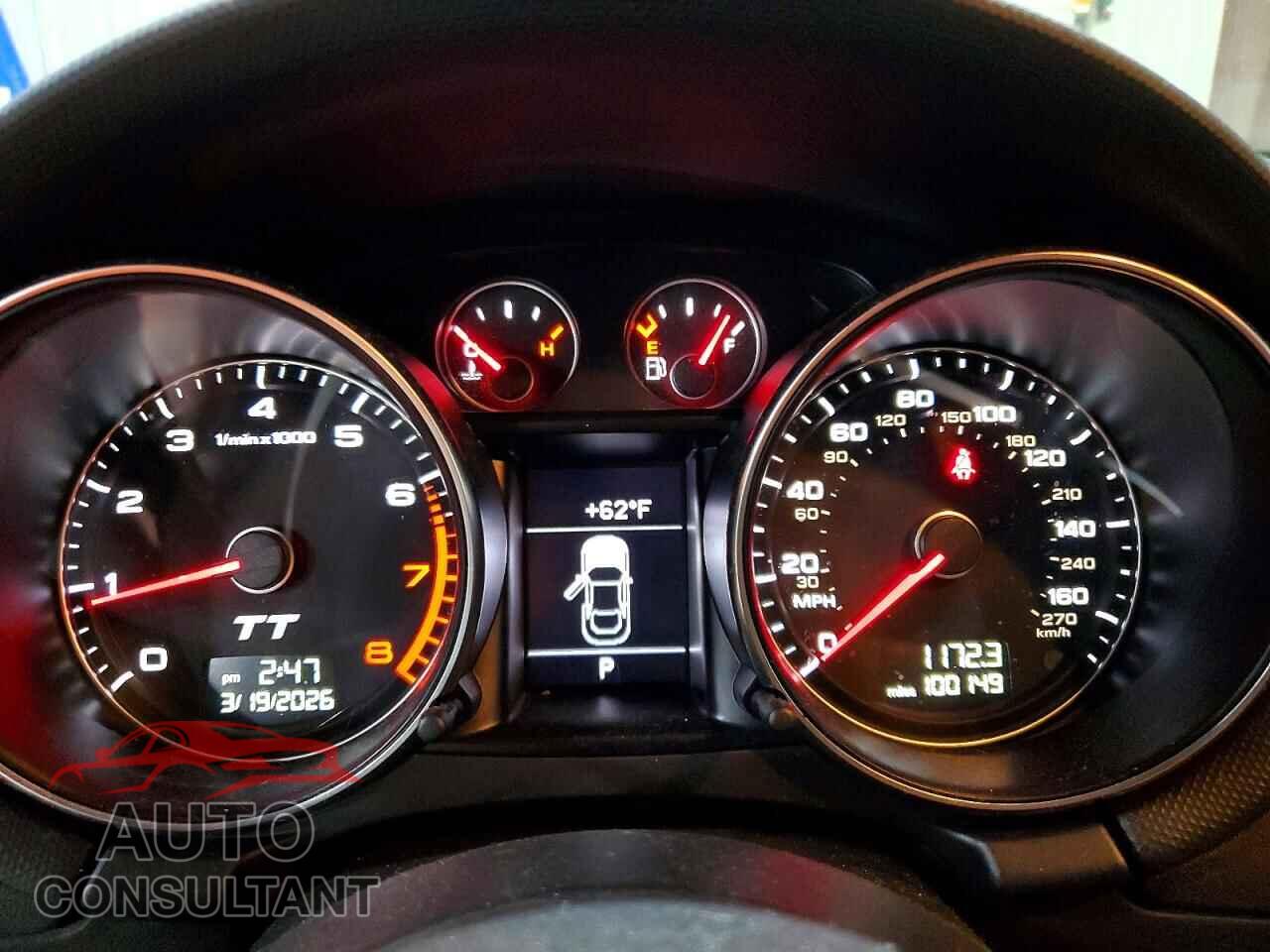 AUDI TT 2012 - TRUBFAFKXC1005331