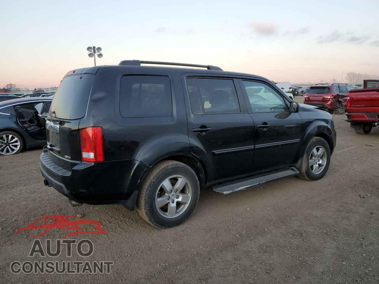 HONDA PILOT 2011 - 5FNYF4H50BB006247