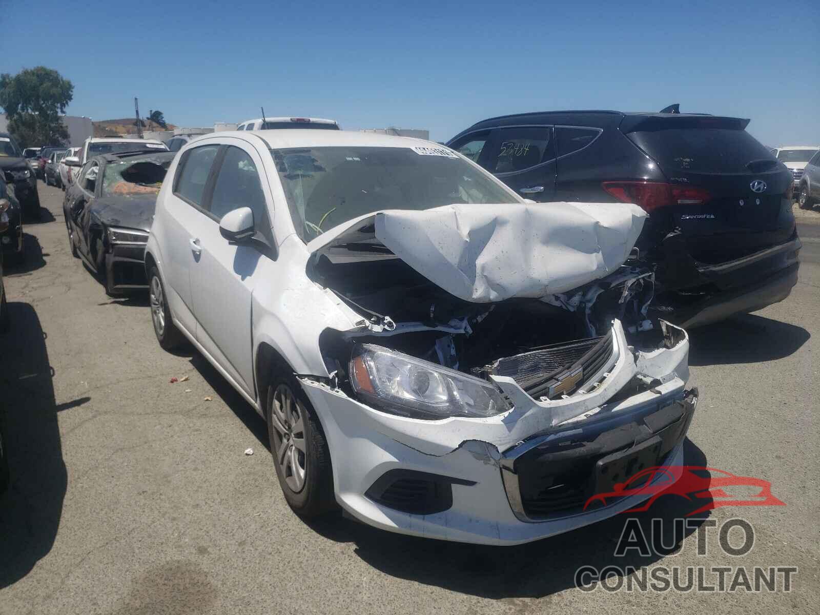 CHEVROLET SONIC 2020 - 1G1JG6SB8L4105800