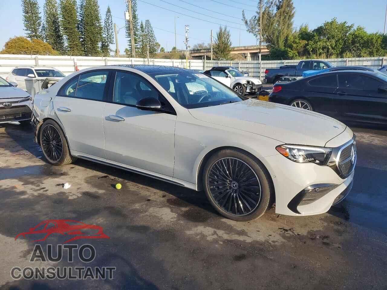 MERCEDES-BENZ E-CLASS 2025 - W1KLF6BB5SA157698
