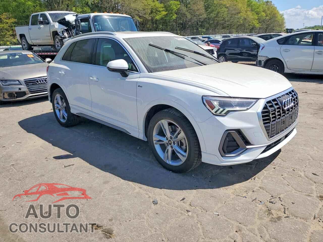 AUDI Q3 2023 - WA1DECF3XP1144076