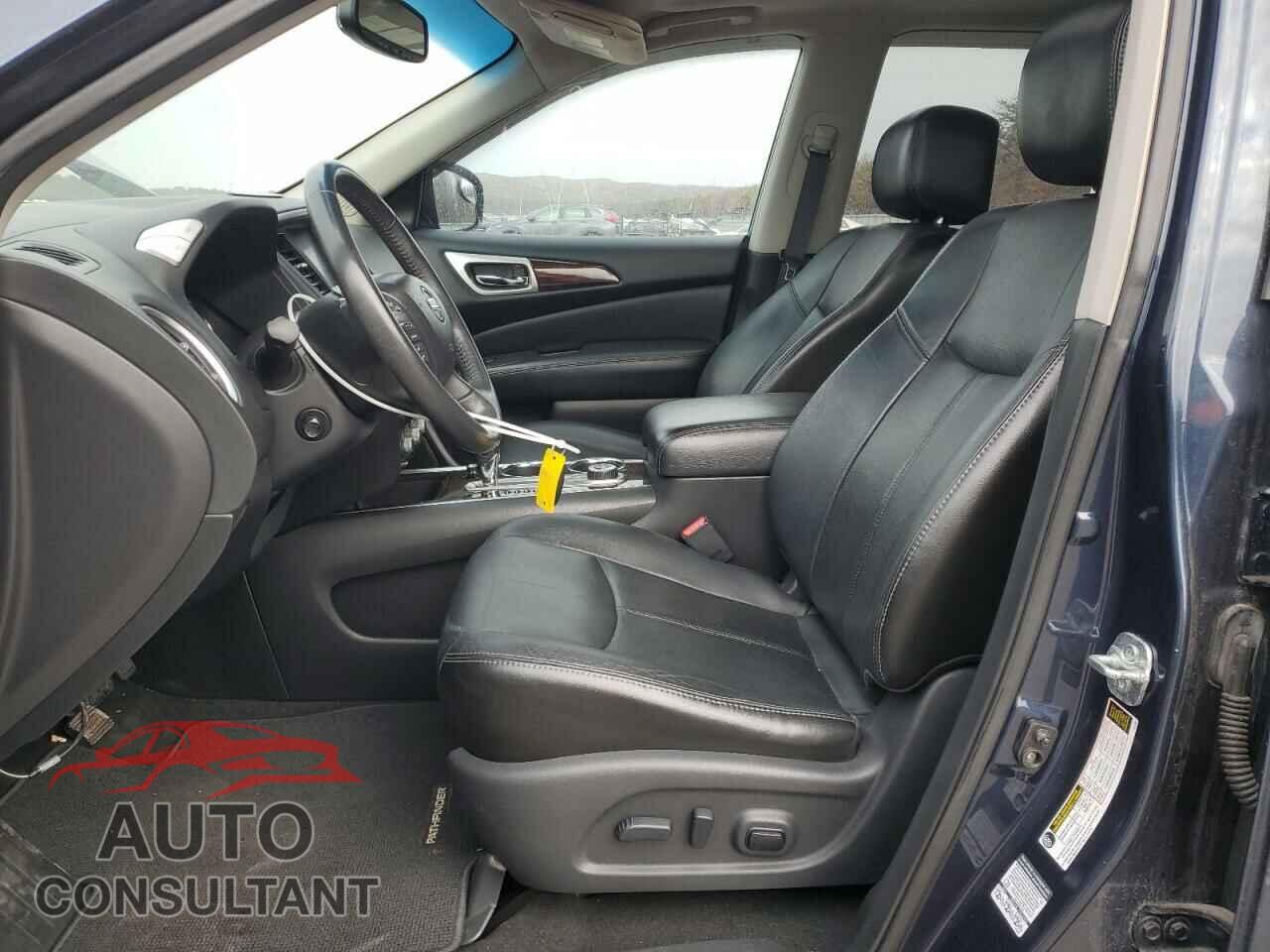 NISSAN PATHFINDER 2013 - 5N1AR2MM0DC666830