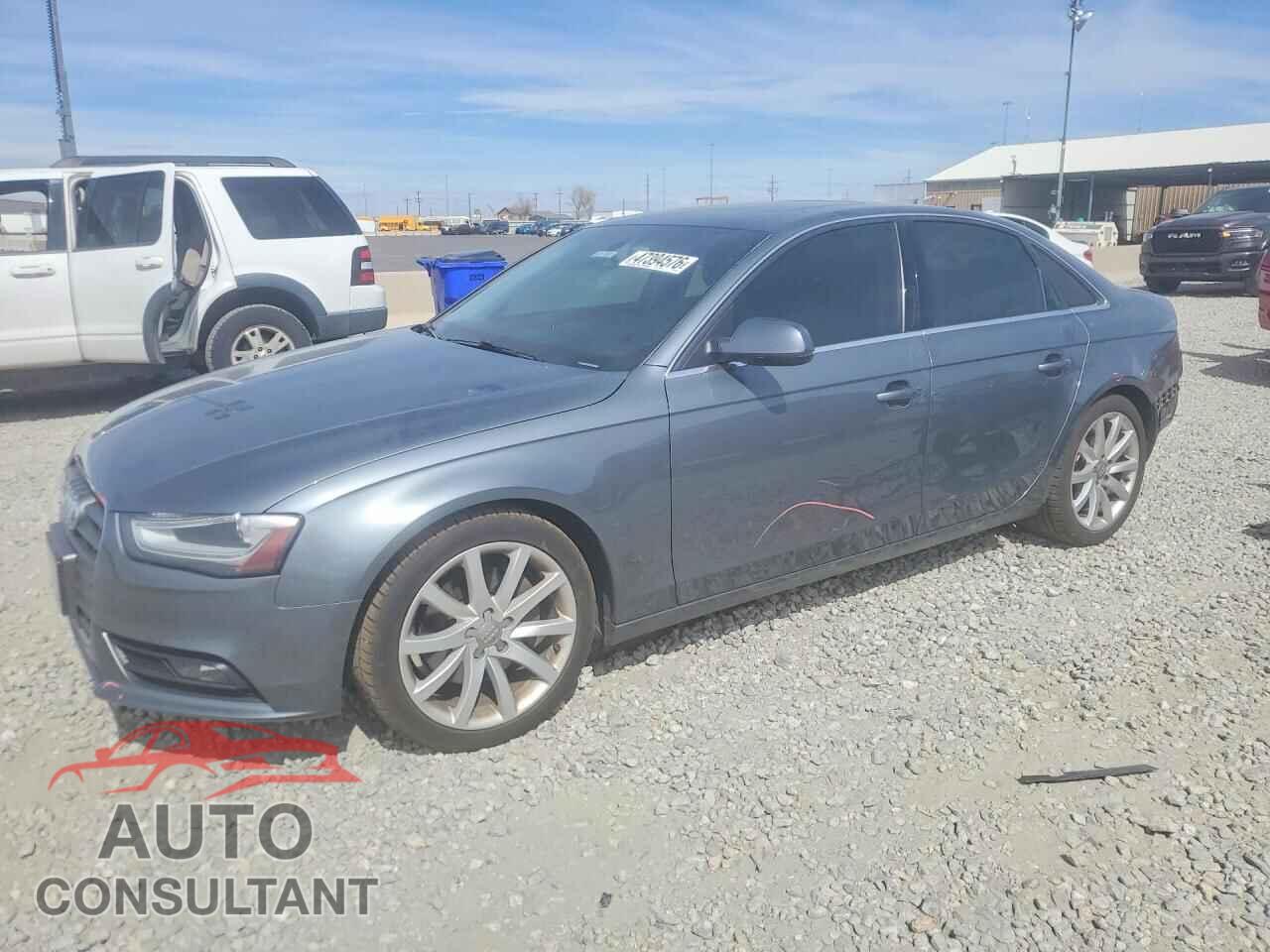 AUDI A4 2013 - WAUFFAFL0DN035224