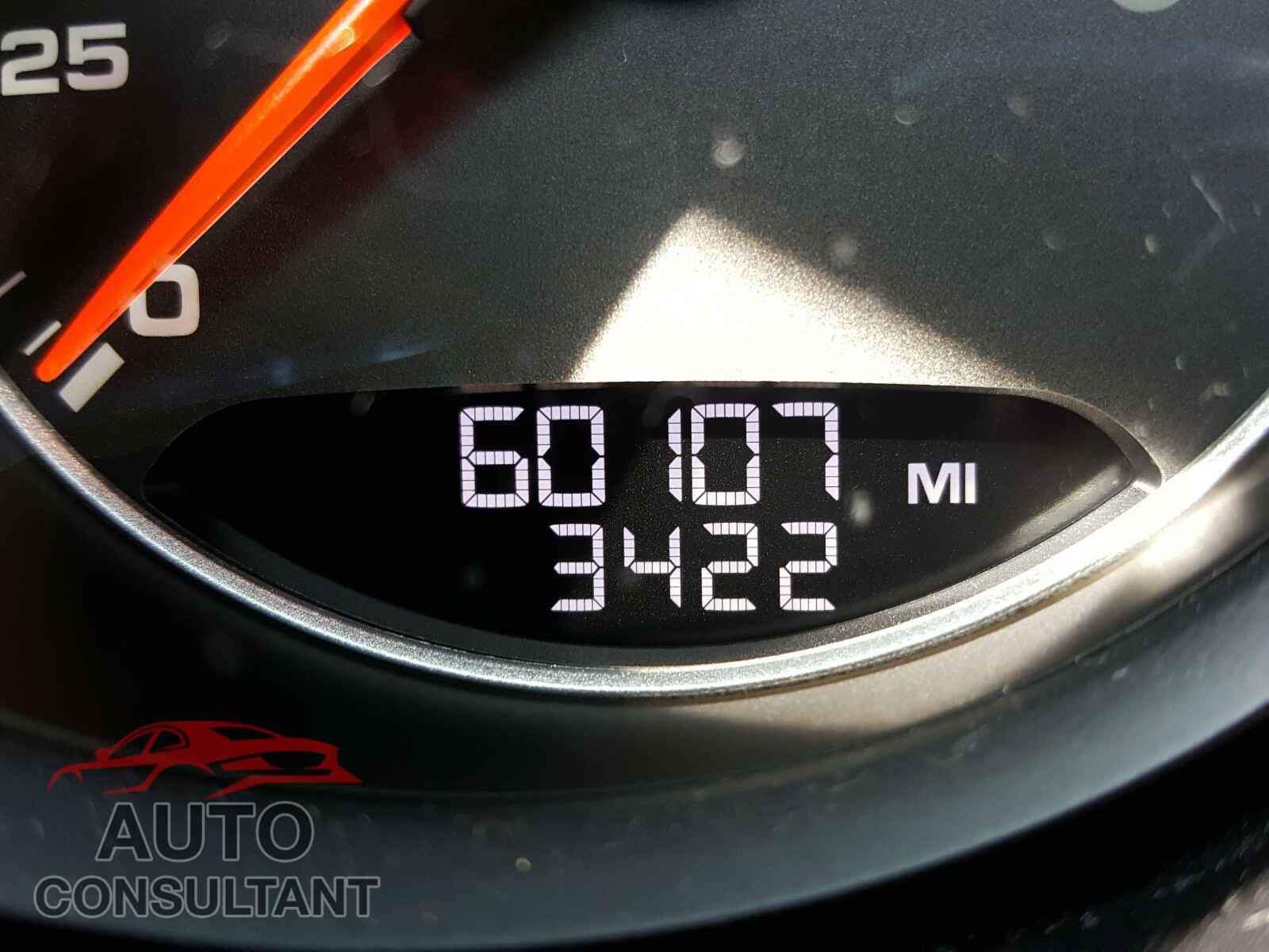 PORSCHE CAYENNE 2017 - WP1AA2A20HKA89600