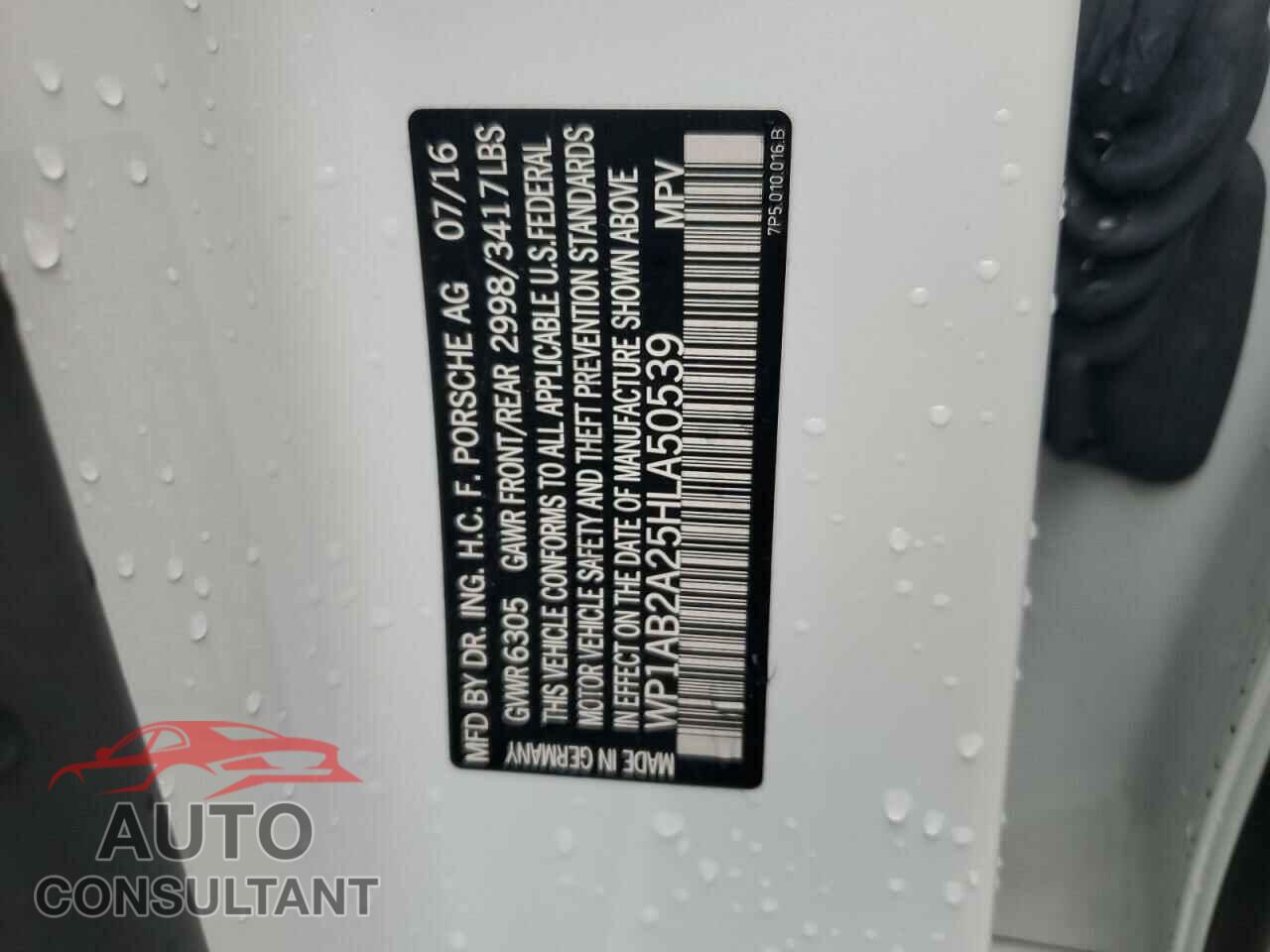 PORSCHE CAYENNE 2017 - WP1AB2A25HLA50539