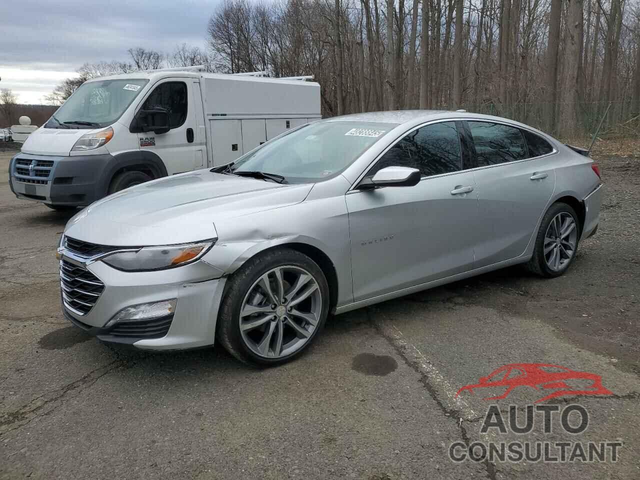 CHEVROLET MALIBU 2022 - 1G1ZD5ST5NF132023