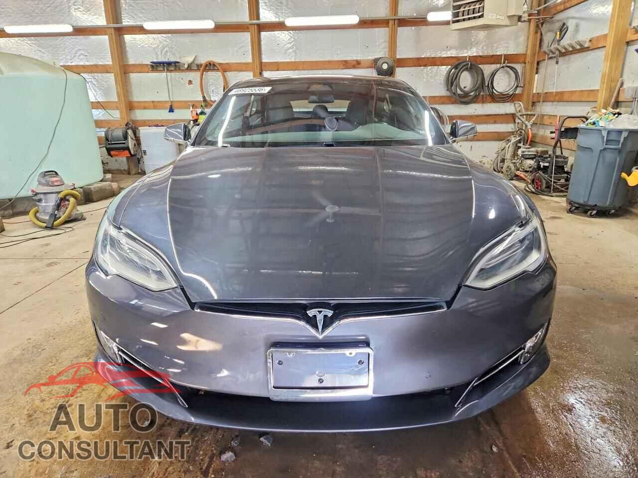 TESLA MODEL S 2020 - 5YJSA1E22LF356073