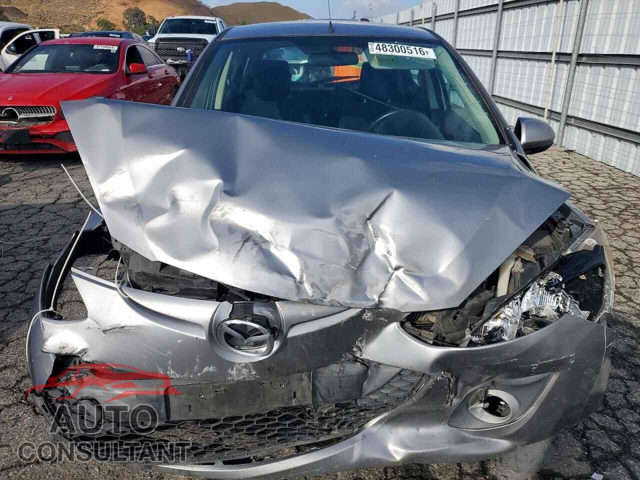 MAZDA 2 2013 - JM1DE1LY7D0161395