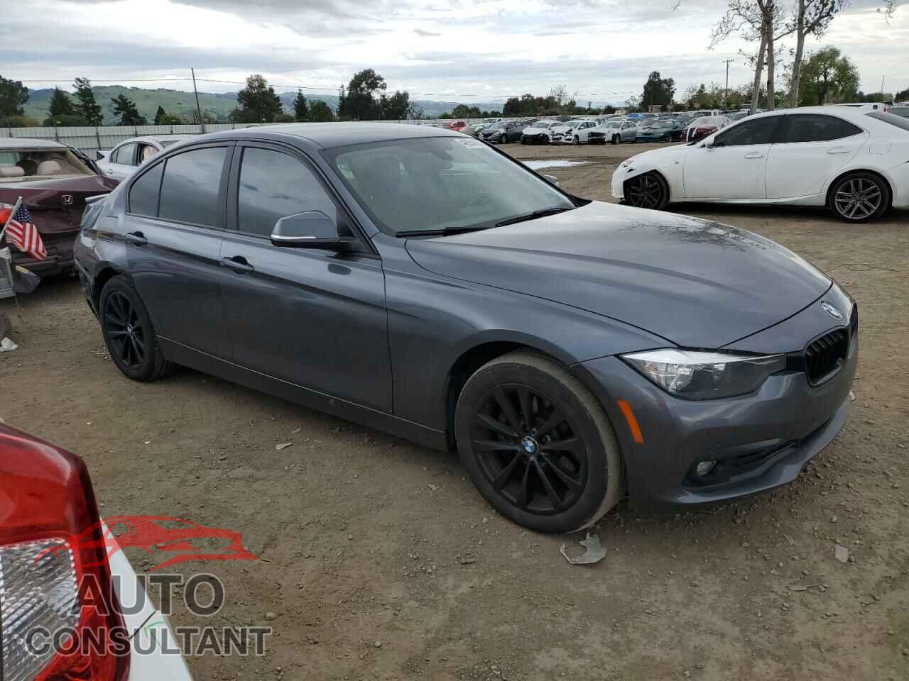 BMW 3 SERIES 2016 - WBA8E1G55GNU11139