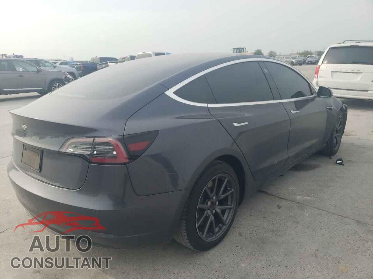 TESLA MODEL 3 2019 - 5YJ3E1EA9KF464270
